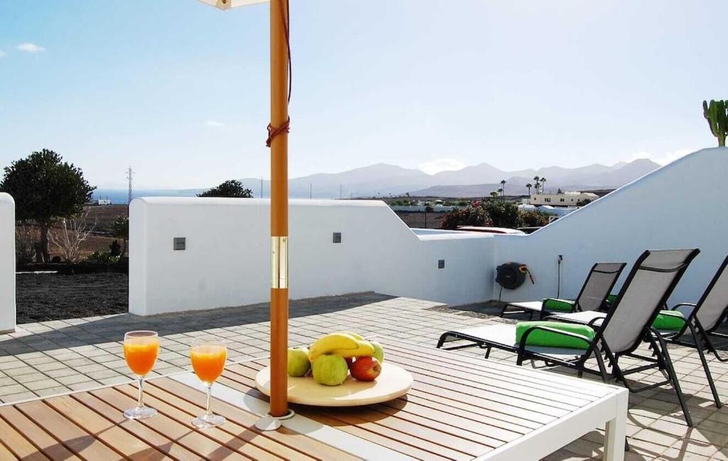 Typical Canarian House With Fabulous Sea Views Tias Bagian luar foto